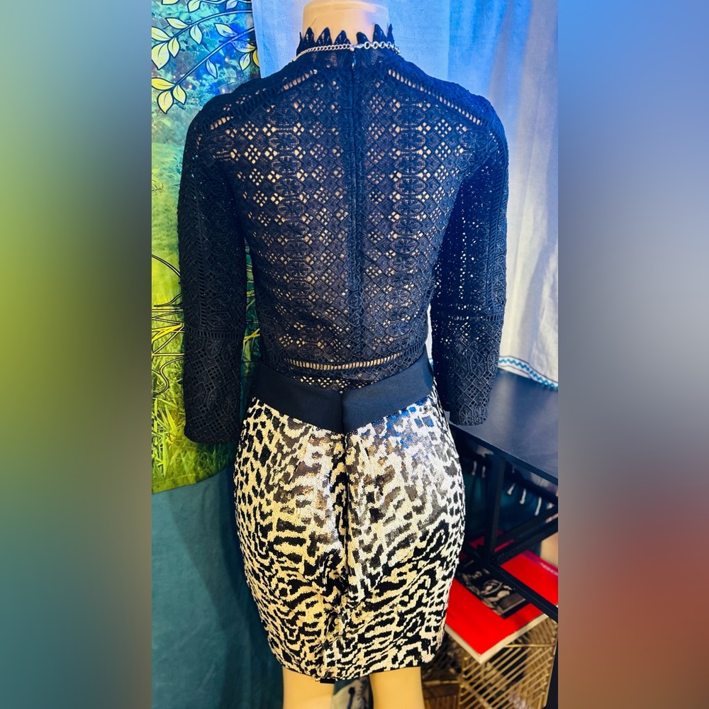 The Limited: Black & White Animal Print Sequin Lined Pencil Skirt - Picture 5 of 9